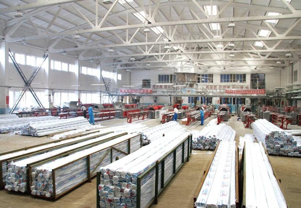 塑鋼型材生產(chǎn)車間